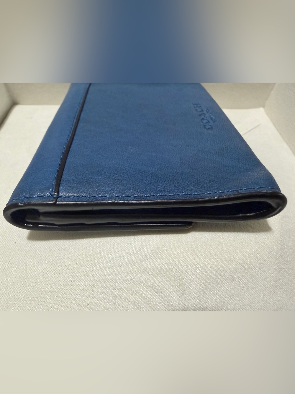 Vintage Coach Mini Wallet - Picture 5 of 6
